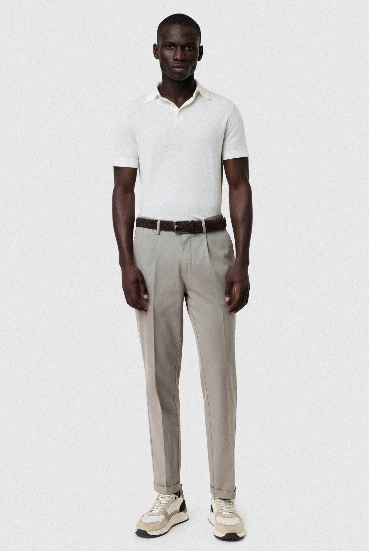 Light Brown (AI)