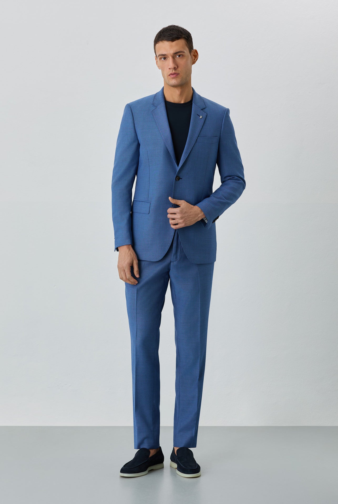 Medium Blue