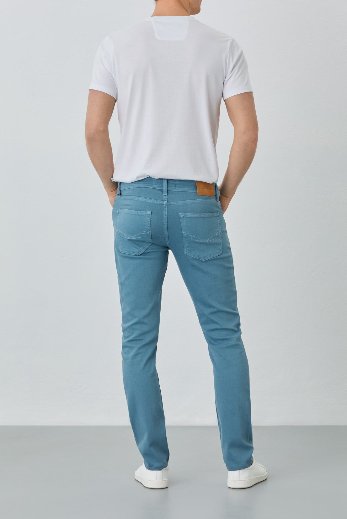 Medium Blue