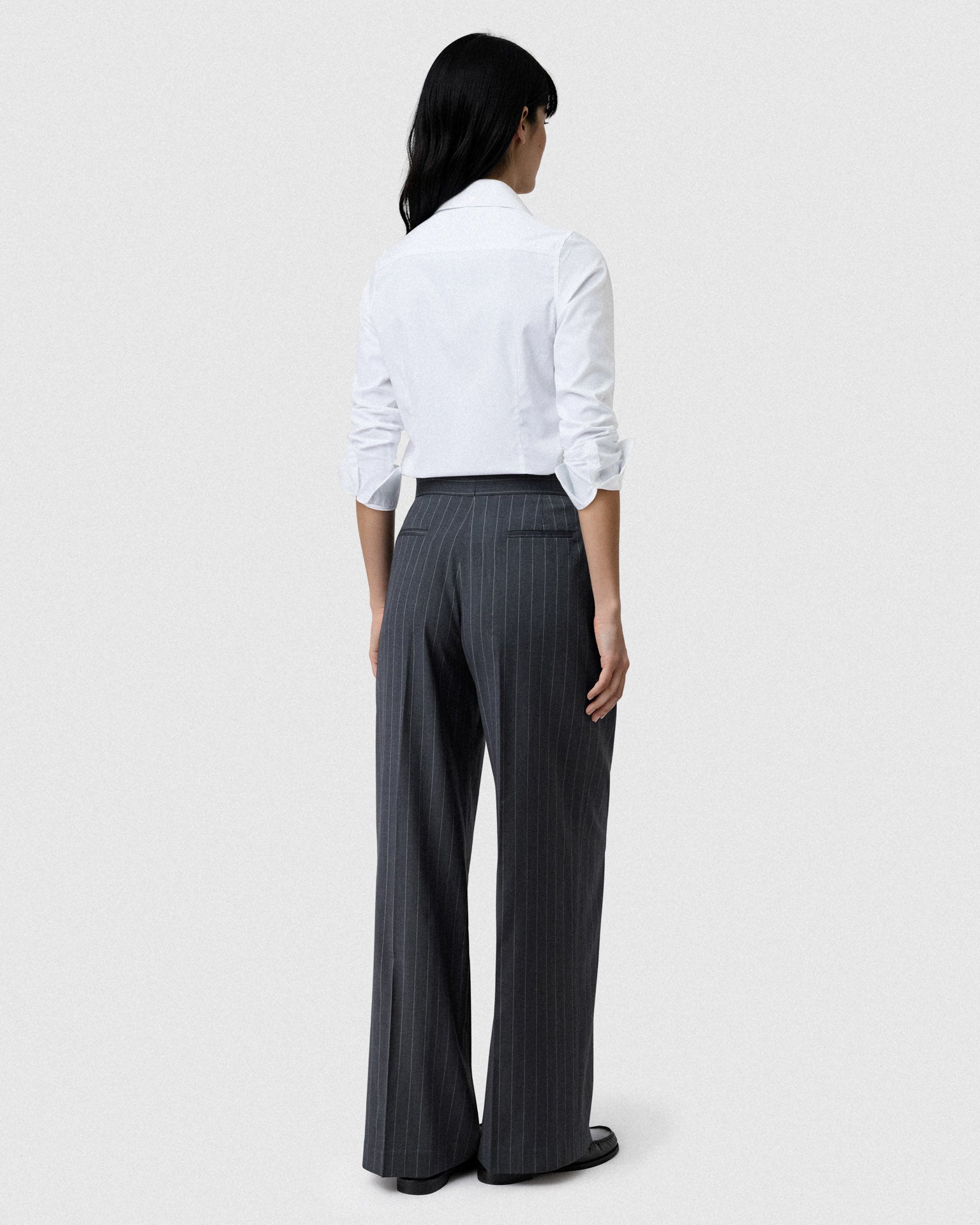 Dark Grey (AI)
