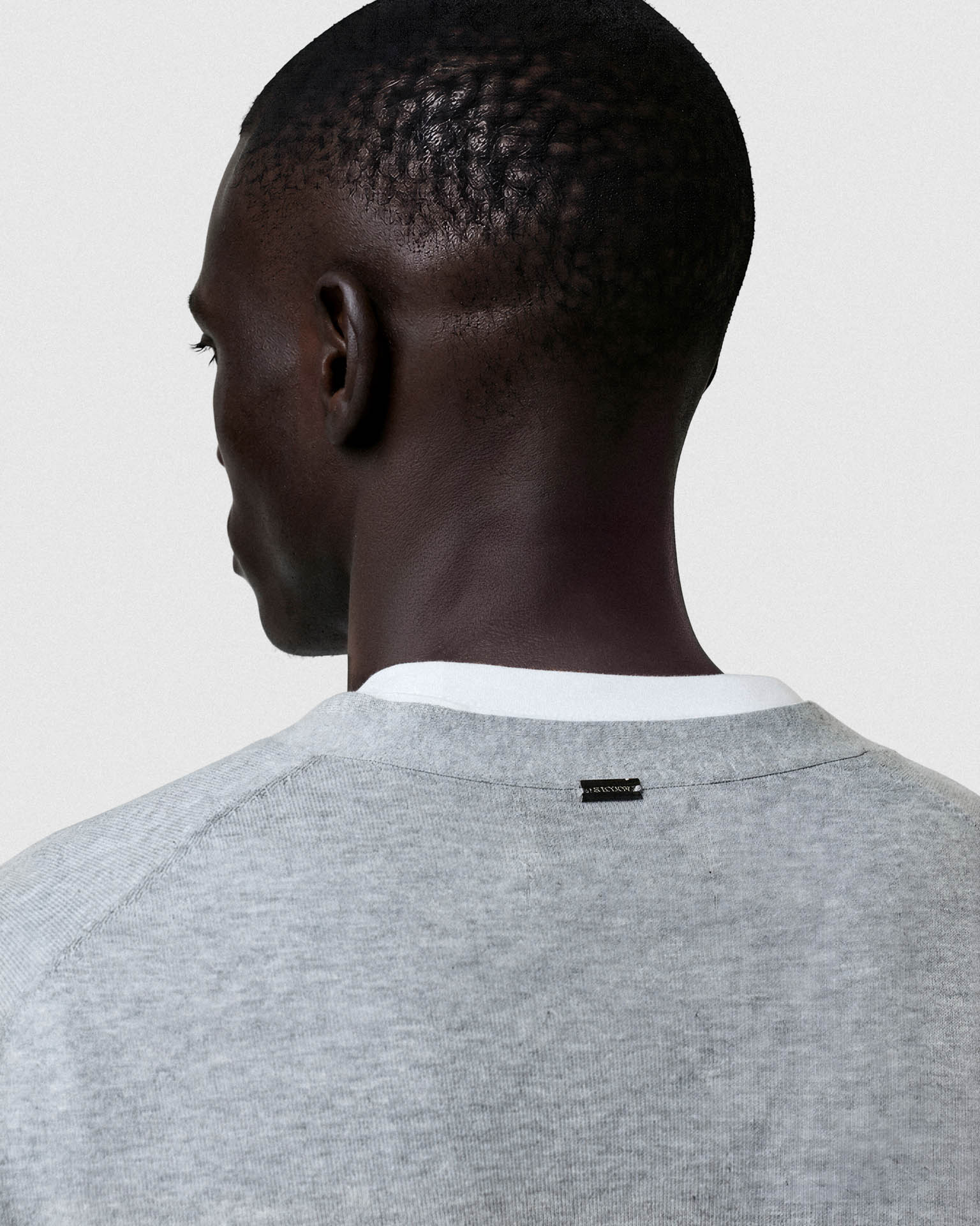 Mix Grey (AI)