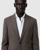 Light Brown (AI)