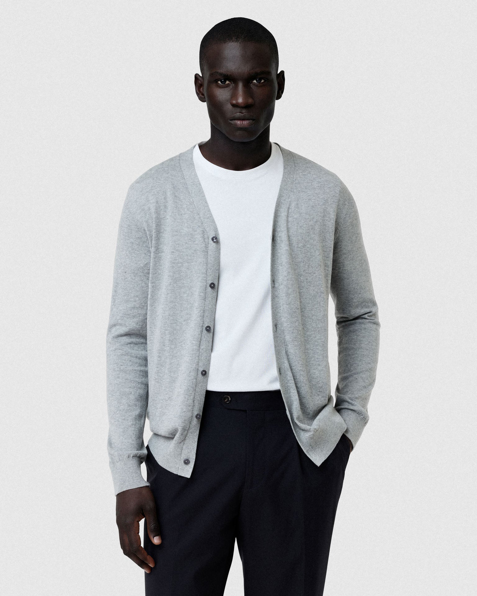 Mix Grey (AI)