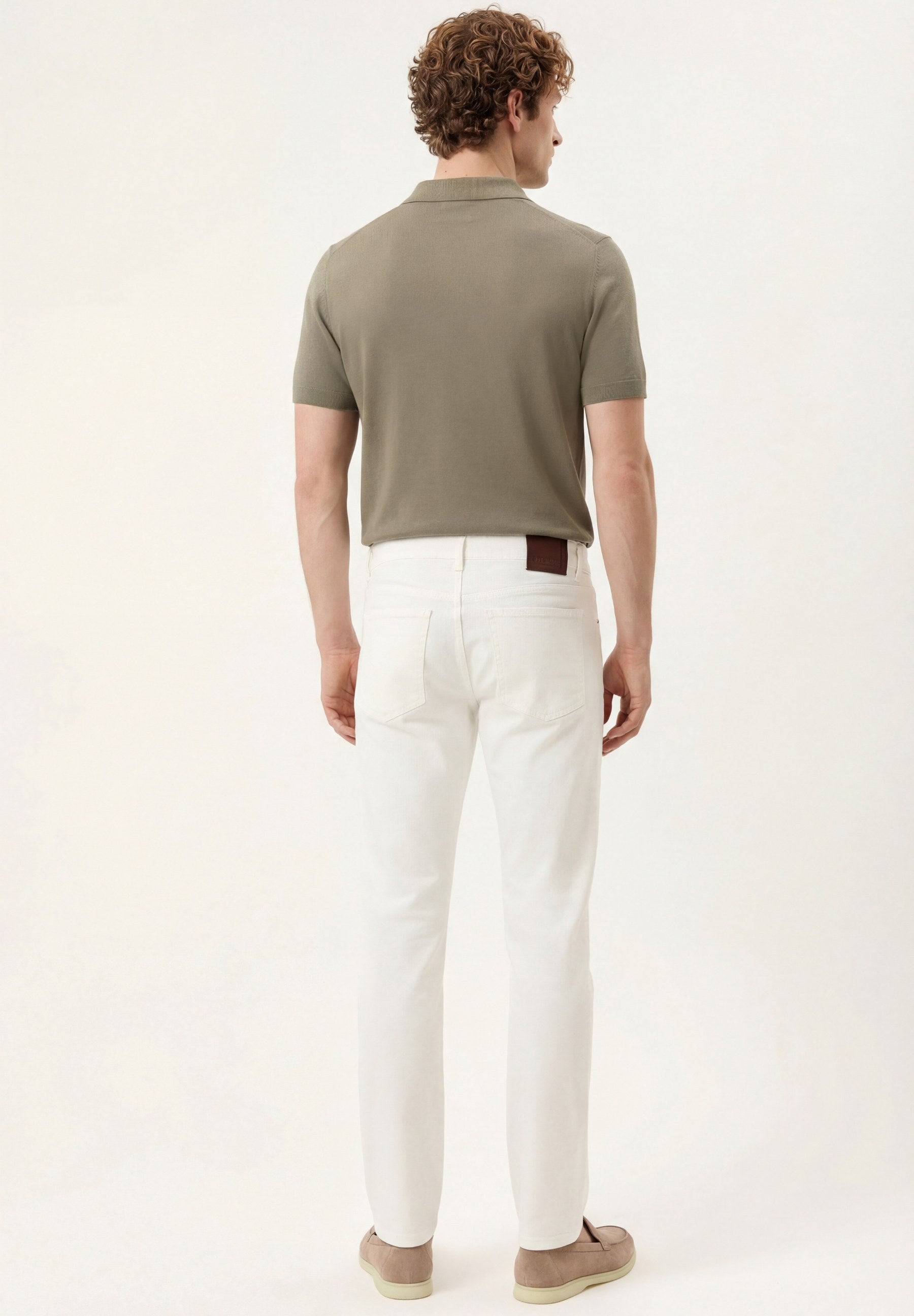 Khaki (AI)
